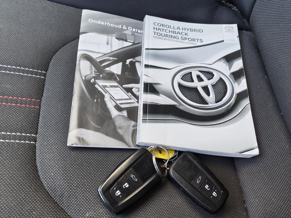 Toyota Corolla Touring Sports 2.0 Hybrid GR-Sport Plus | Head-Up Display | JBL | Navi | Blind - Image 44