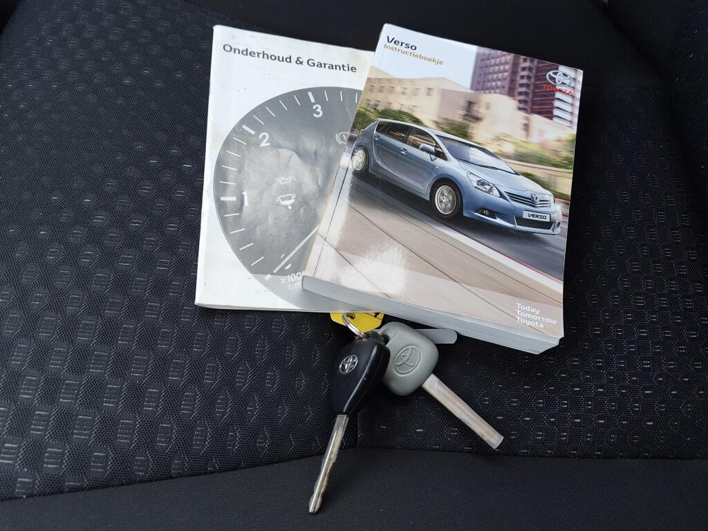 Toyota Verso 1.8 VVT-i Aspiration | Trekhaak | Cruise Control | Airco | El. R - Image 37