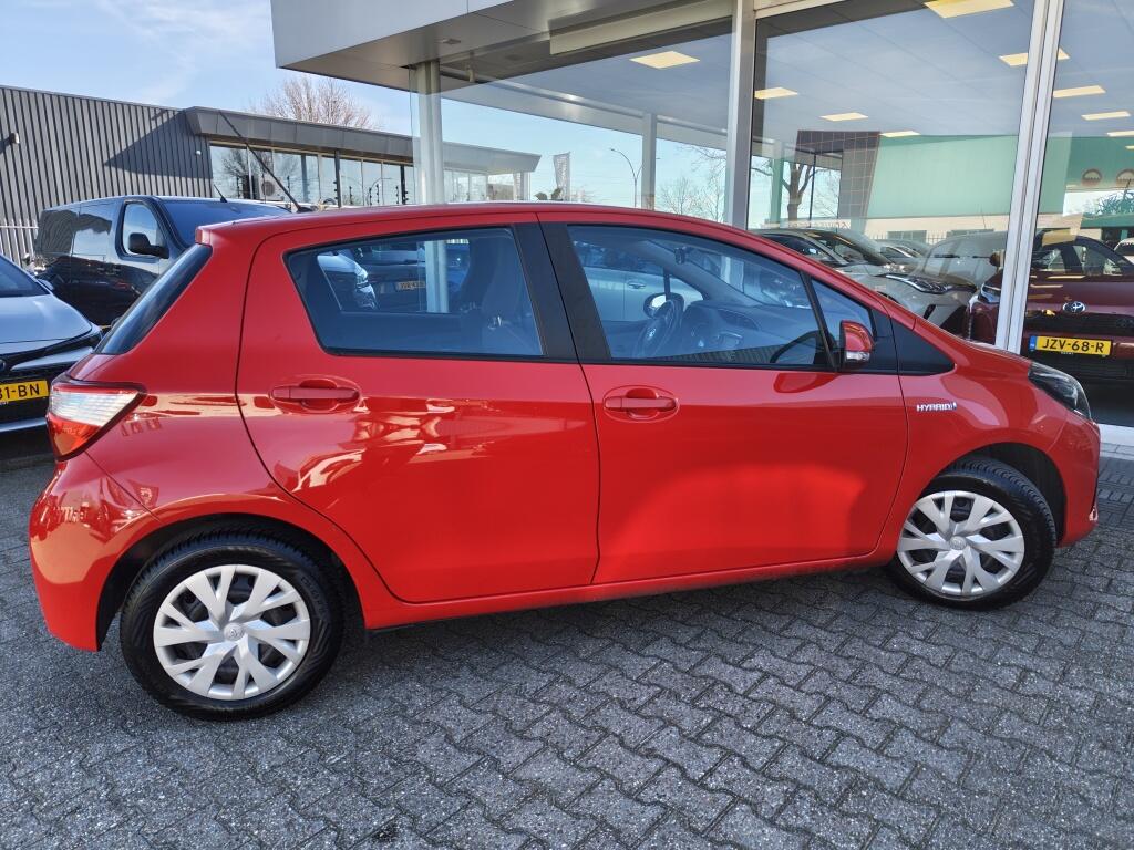 Toyota Yaris 1.5 Hybrid Active | Cruise Control | Achteruitrijcamera | El. Cl - Image 4