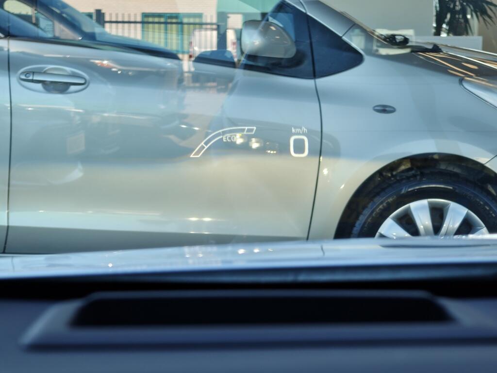 Toyota Prius 1.8 Plug-in Business Plus | Navi | JBL |  Sensoren | Stoelverwar - Image 11