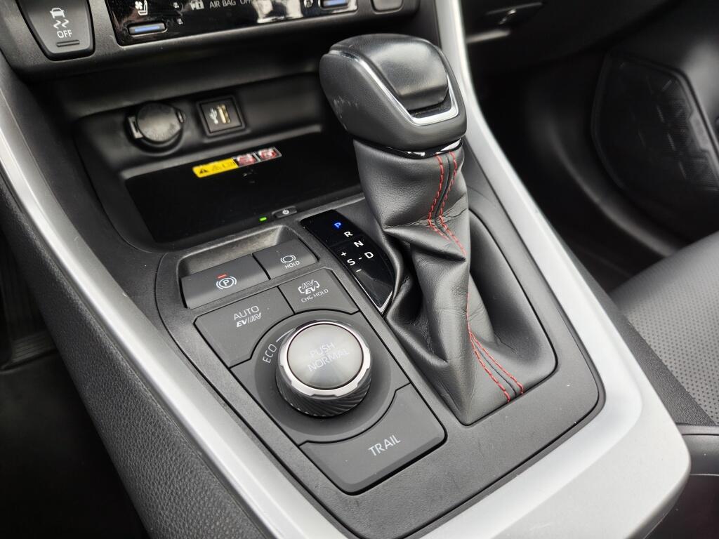 Toyota RAV4 2.5 Plug-in Hybrid Bi-Tone+ | El. Schuif-Kanteldak | JBL | HUD | - Image 26