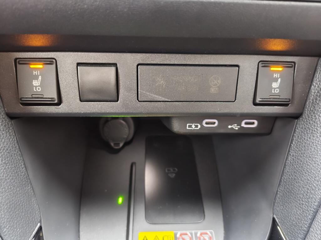 Toyota Yaris Cross 1.5 Hybrid 115 Dynamic | Stoel/Stuurverwarming | Android Auto - Image 18