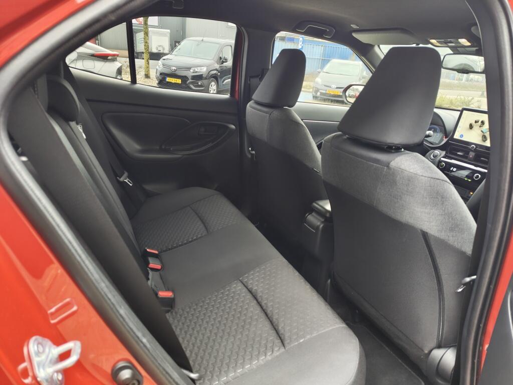 Toyota Yaris Cross 1.5 Hybrid 115 Dynamic | Stoel/Stuurverwarming | Android Auto - Image 29