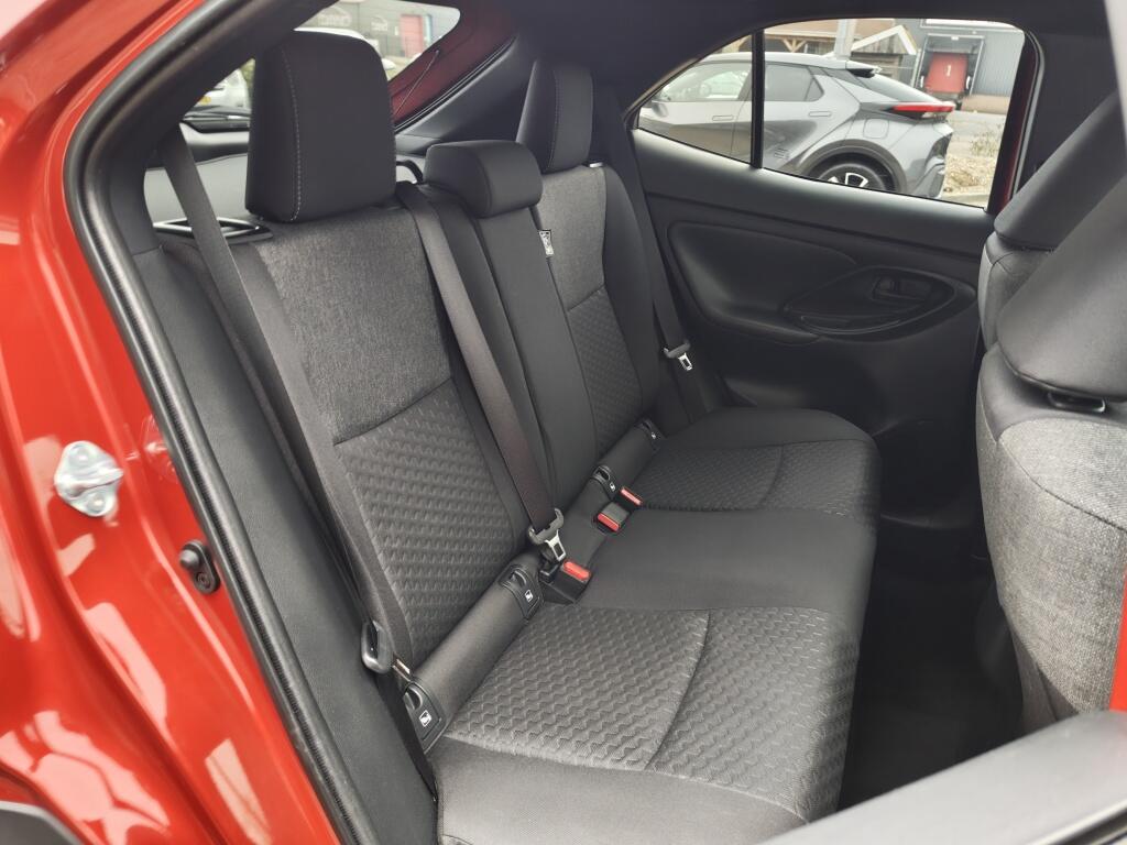 Toyota Yaris Cross 1.5 Hybrid 115 Dynamic | Stoel/Stuurverwarming | Android Auto - Image 30