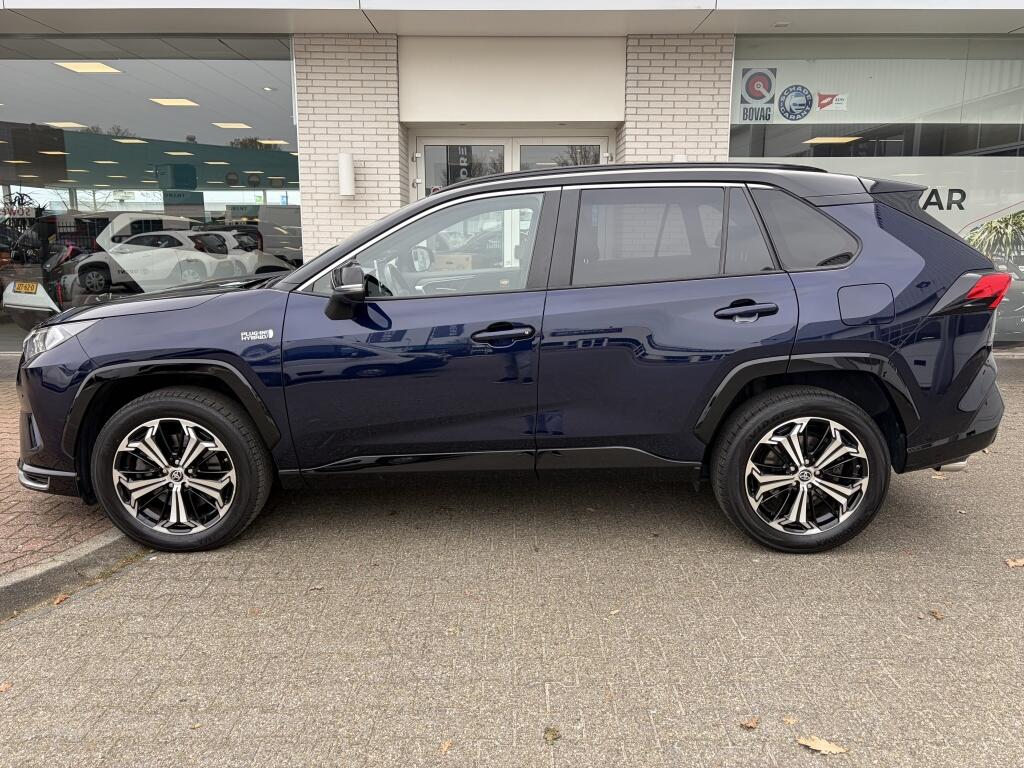 Toyota RAV4 2.5 Plug-In Hybrid Bi-Tone + | JBL | 360 Camera | HUD | Memory | - Image 3