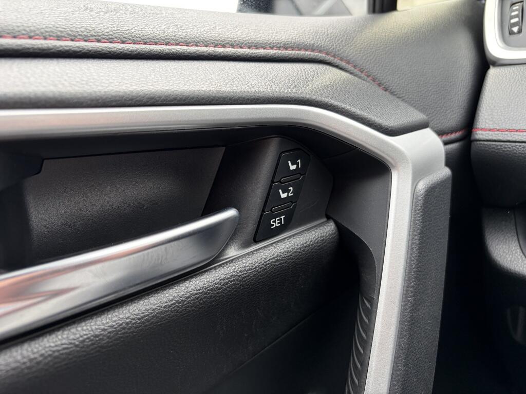 Toyota RAV4 2.5 Plug-In Hybrid Bi-Tone + | JBL | 360 Camera | HUD | Memory | - Image 32