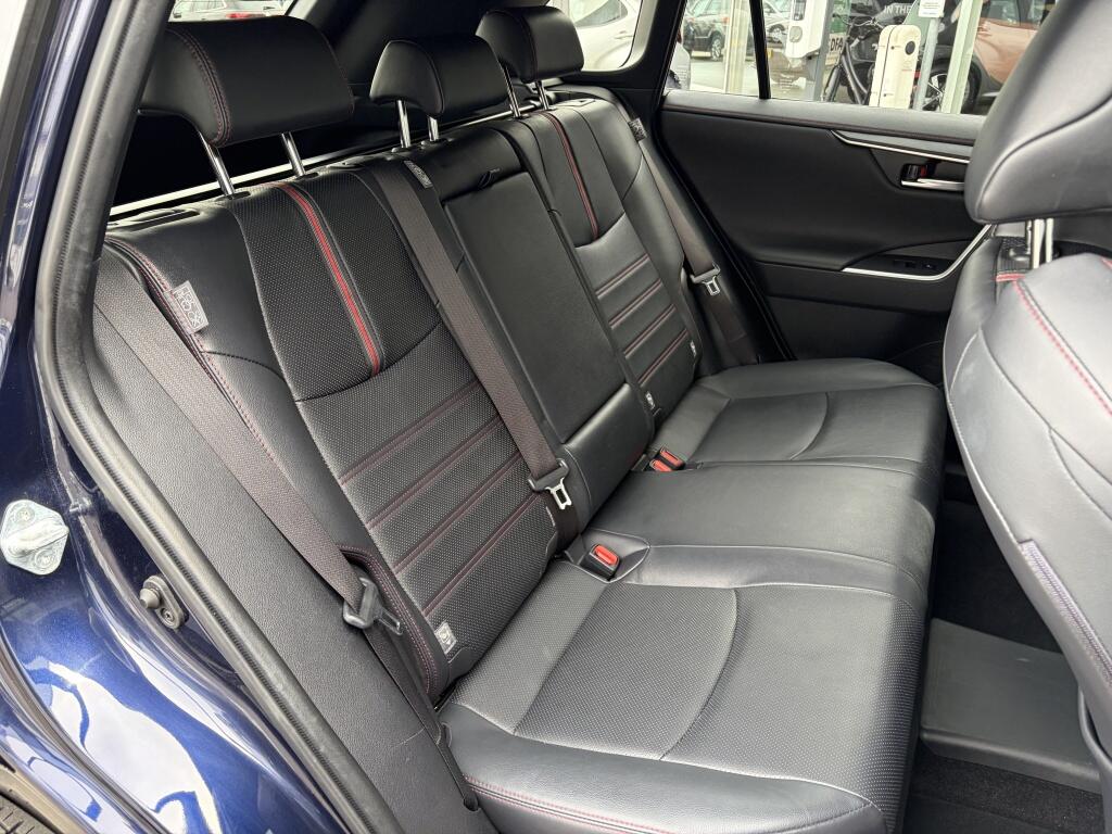 Toyota RAV4 2.5 Plug-In Hybrid Bi-Tone + | JBL | 360 Camera | HUD | Memory | - Image 39