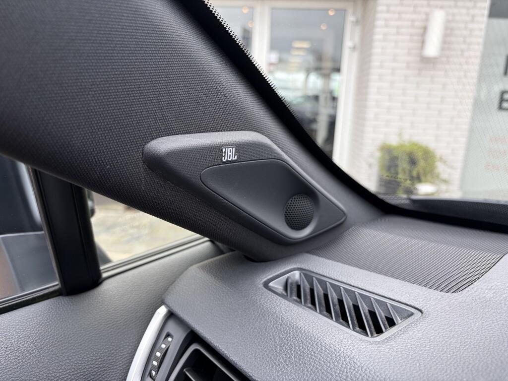 Toyota RAV4 2.5 Plug-In Hybrid Bi-Tone + | JBL | 360 Camera | HUD | Memory | - Image 8