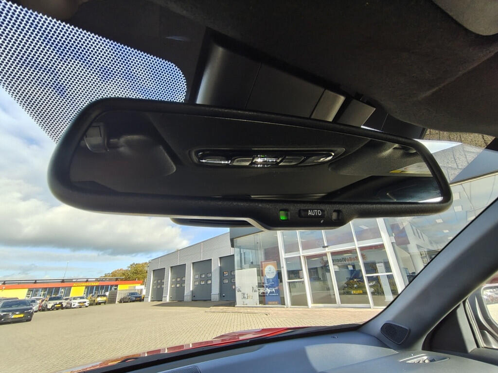 Toyota Yaris Cross 1.5 Hybrid 115 Style | Pano | Head-Up Display | Navi | Stoelverw - Image 29