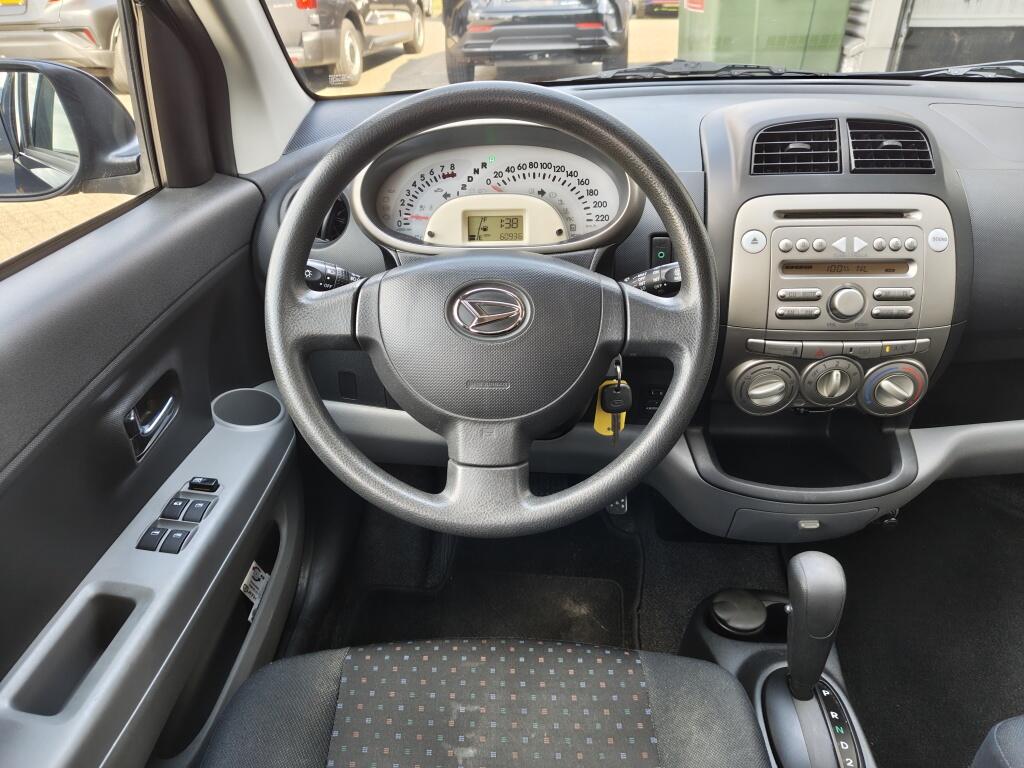 Daihatsu Sirion 2 1.3-16V Sense | Automaat | Centrale vergrendeling - Image 9