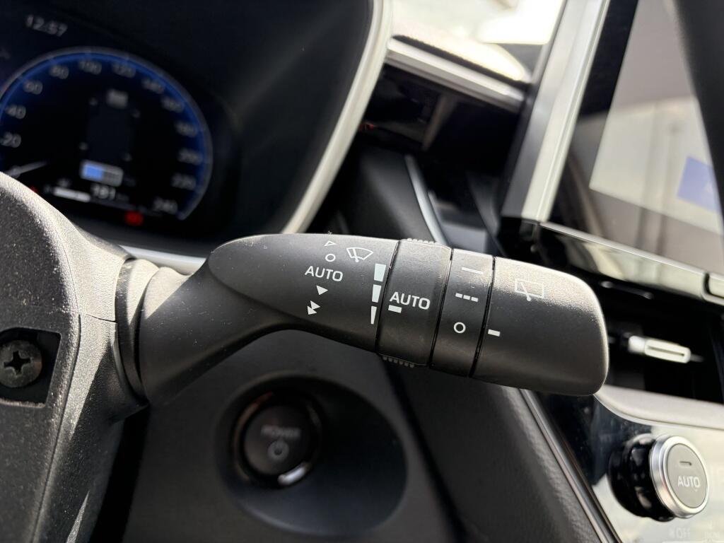 Toyota Corolla Cross Hybrid 140 Dynamic | El. achterklep | Keyless | Carplay/Android - Image 13