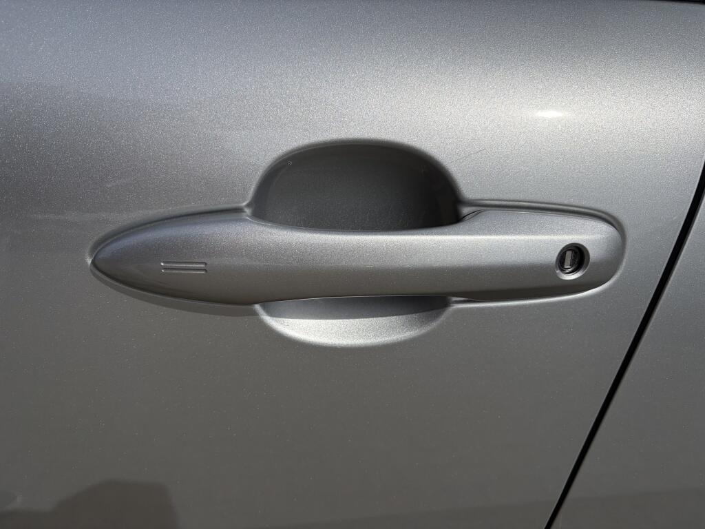 Toyota Corolla Cross Hybrid 140 Dynamic | El. achterklep | Keyless | Carplay/Android - Image 32