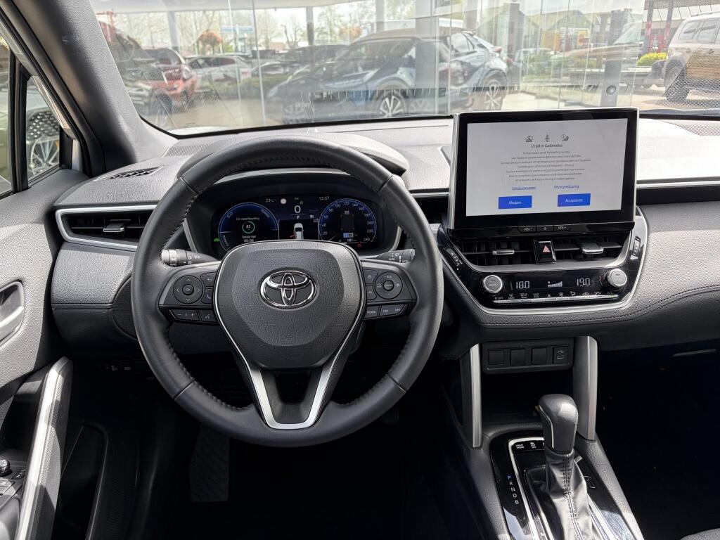 Toyota Corolla Cross Hybrid 140 Dynamic | El. achterklep | Keyless | Carplay/Android - Image 8