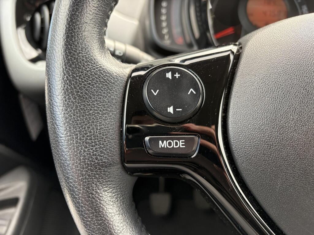 Toyota Aygo 1.0 VVT-i x-play | Airco | Apple Carplay/Android auto | Camera | - Image 14