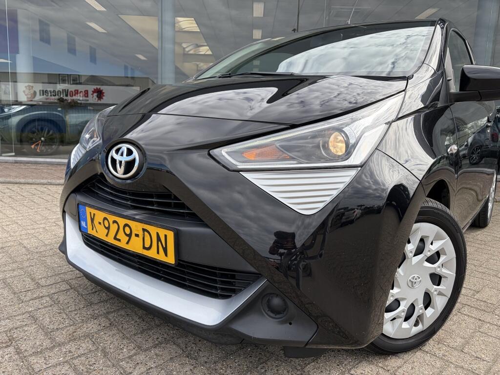 Toyota Aygo 1.0 VVT-i x-play | Airco | Apple Carplay/Android auto | Camera | - Image 2