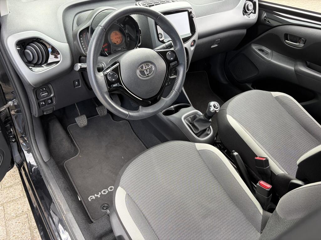 Toyota Aygo 1.0 VVT-i x-play | Airco | Apple Carplay/Android auto | Camera | - Image 25