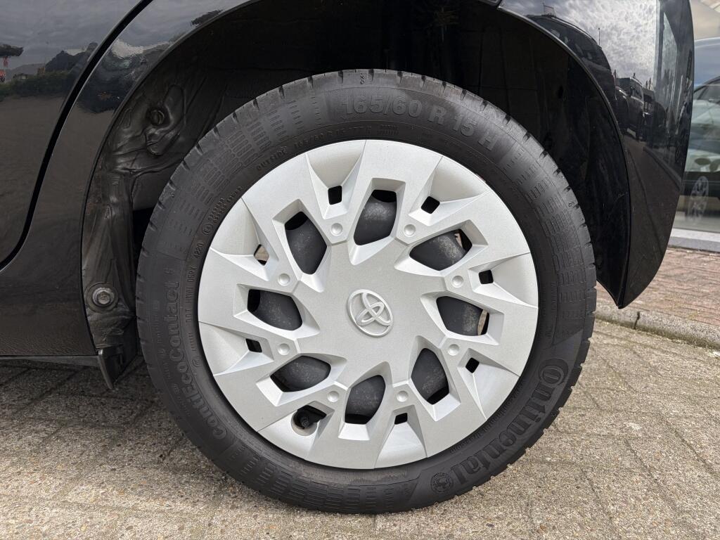 Toyota Aygo 1.0 VVT-i x-play | Airco | Apple Carplay/Android auto | Camera | - Image 32