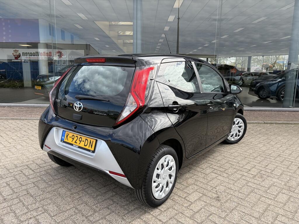 Toyota Aygo 1.0 VVT-i x-play | Airco | Apple Carplay/Android auto | Camera | - Image 4