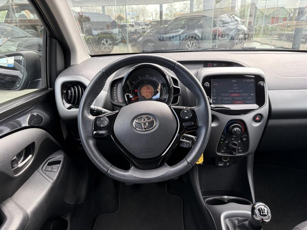 Toyota Aygo 1.0 VVT-i x-play | Airco | Apple Carplay/Android auto | Camera | - Image 8
