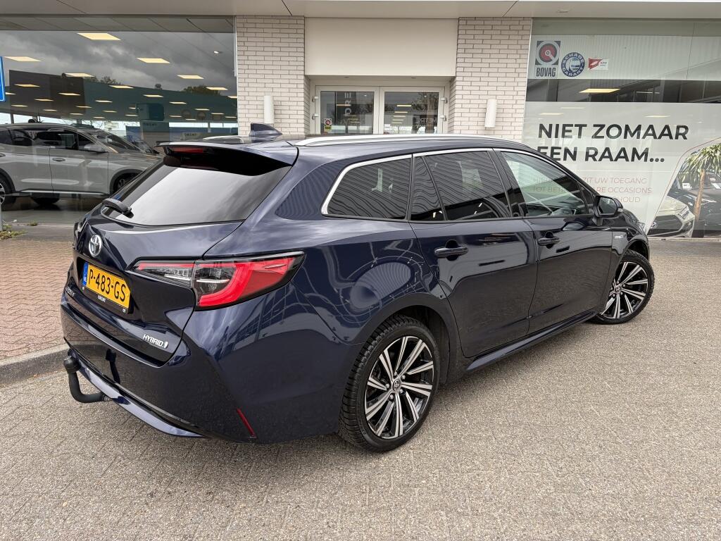 Toyota Corolla Touring Sports 1.8 Hybrid Bns Plus - Image 4