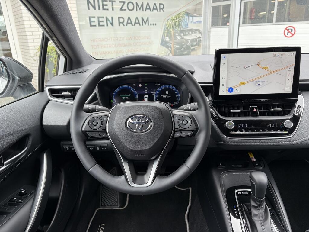 Toyota Corolla Touring Sports Hybrid 140 Bns Plus - Image 8
