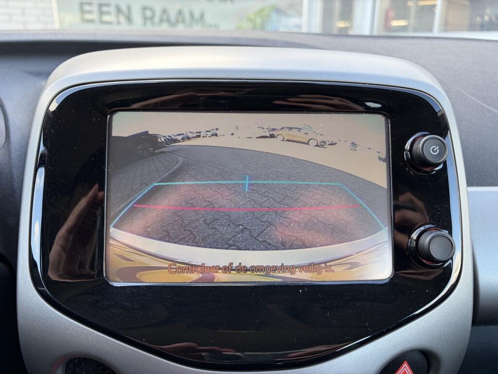 Toyota Aygo 1.0 VVT-i x-play | Airco | Apple Carplay/Android auto | Camera | - Image 20