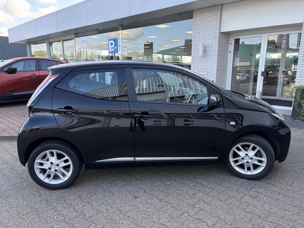 Toyota Aygo 1.0 VVT-i x-play | Airco | Apple Carplay/Android auto | Camera | - Image 4
