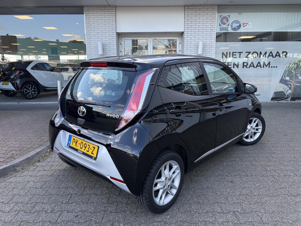 Toyota Aygo 1.0 VVT-i x-play | Airco | Apple Carplay/Android auto | Camera | - Image 5