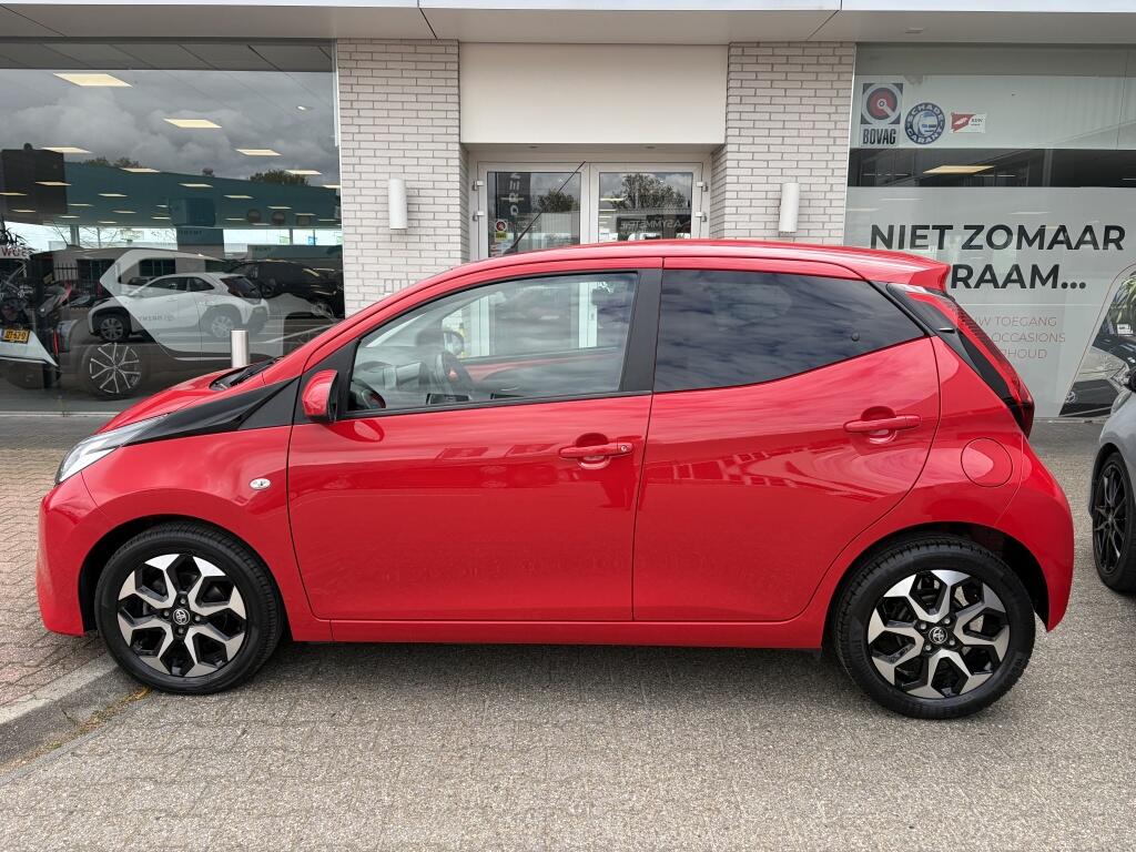 Toyota Aygo 1.0 VVT-i x-joy | Stoelverwarming | Apple Carplay/Android auto - Image 3