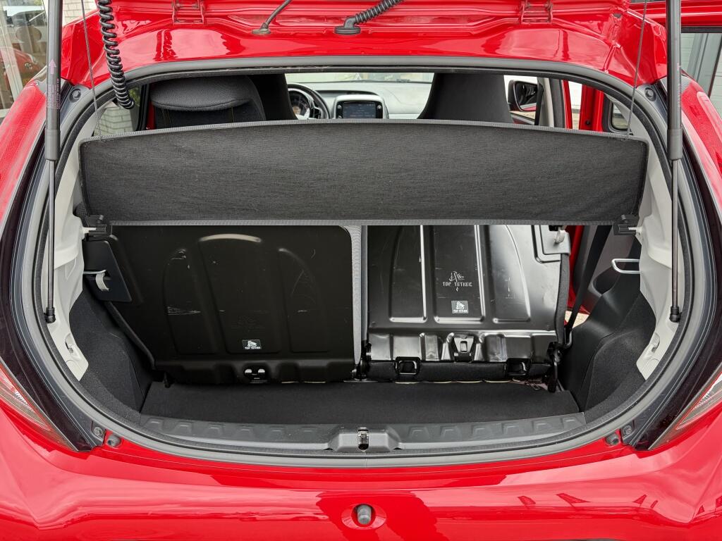 Toyota Aygo 1.0 VVT-i x-joy | Stoelverwarming | Apple Carplay/Android auto - Image 31