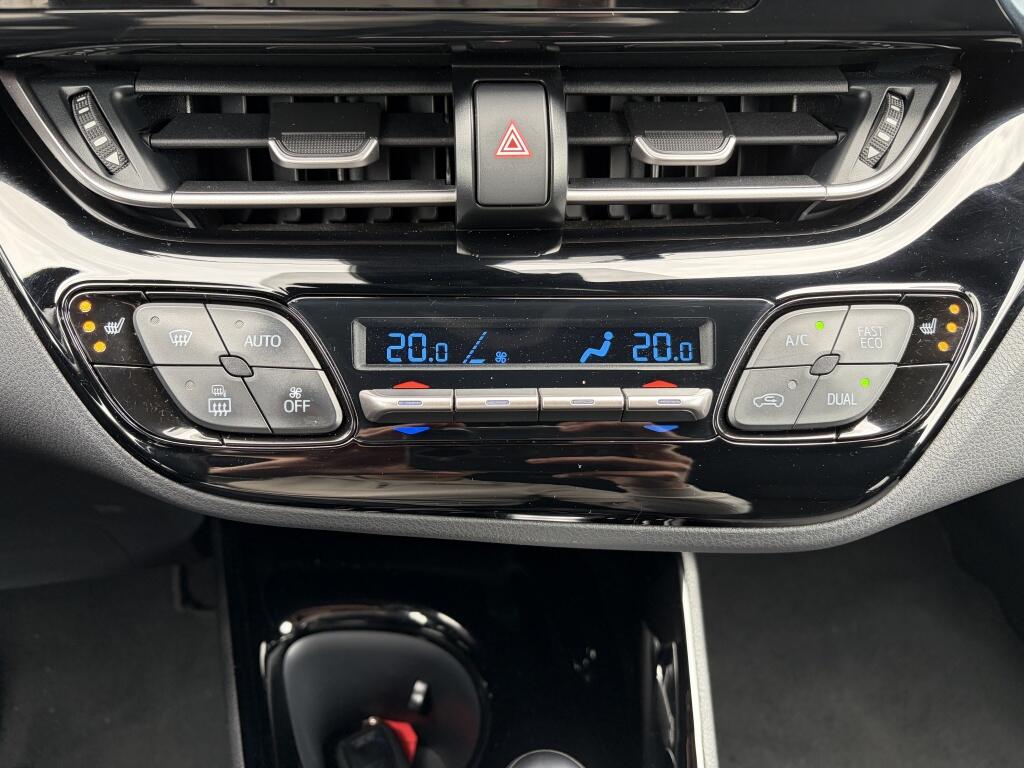 Toyota C-HR 1.8 Hybrid First Edition | JBL | Carplay + android | Blindspot | - Image 24