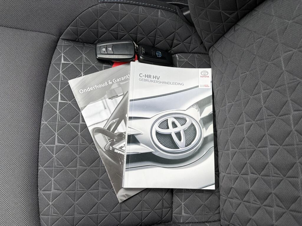 Toyota C-HR 1.8 Hybrid First Edition | JBL | Carplay + android | Blindspot | - Image 43