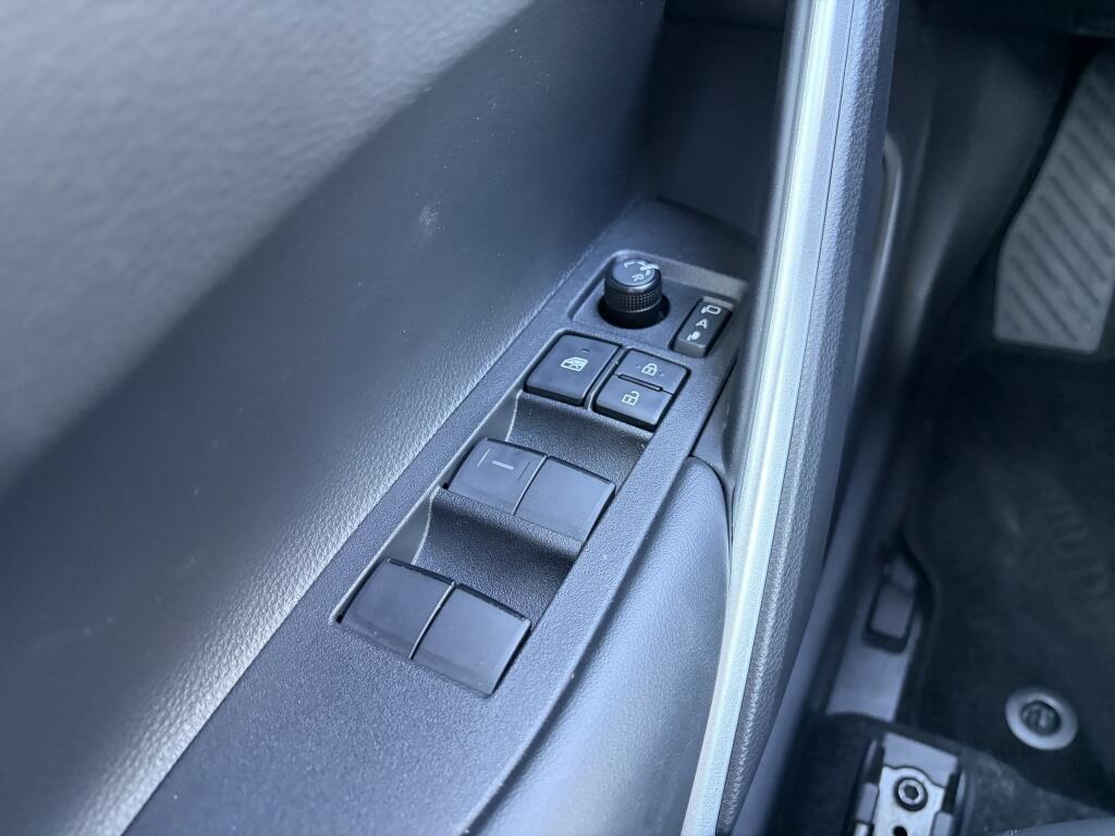 Toyota Corolla Cross Hybrid 200 Style | Stoelverwarming | Blindspot | el. achterklep - Image 27