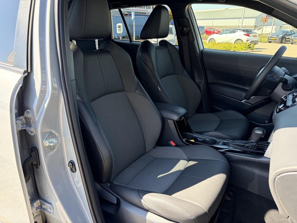 Toyota Corolla Cross Hybrid 200 Style | Stoelverwarming | Blindspot | el. achterklep - Image 31