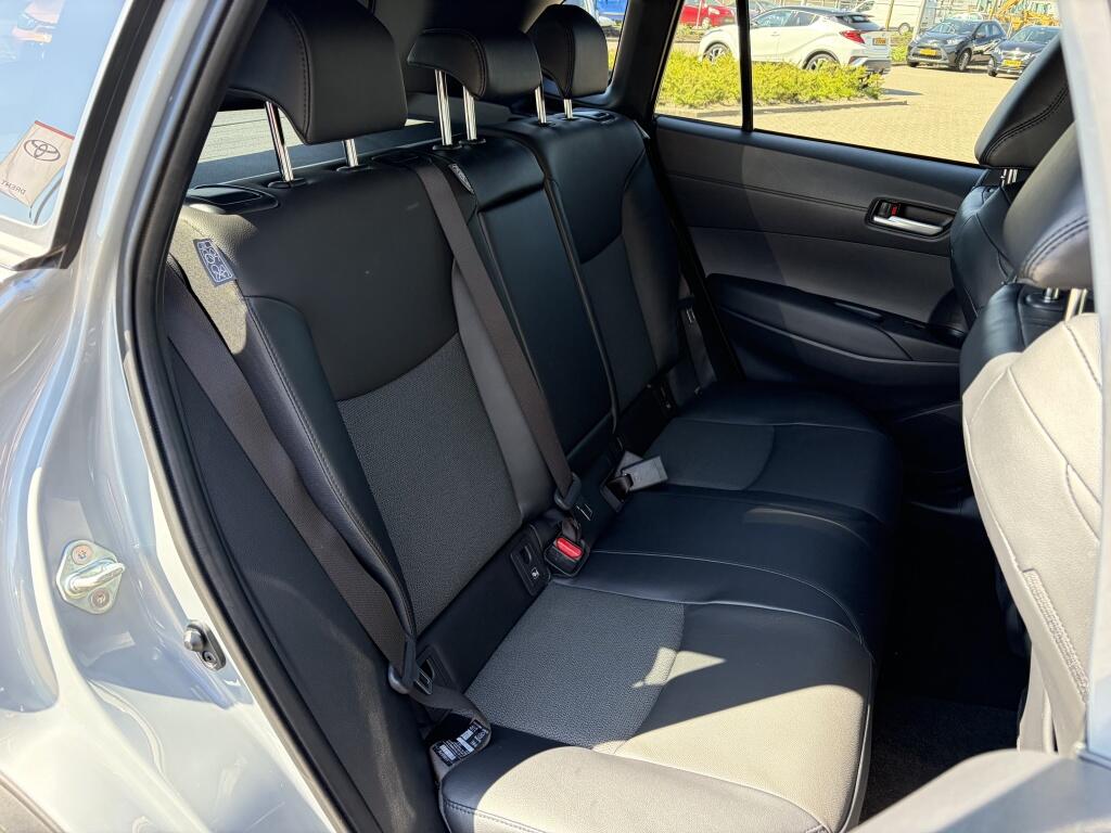 Toyota Corolla Cross Hybrid 200 Style | Stoelverwarming | Blindspot | el. achterklep - Image 33