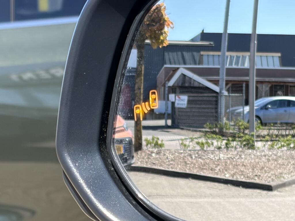 Toyota Corolla Cross Hybrid 200 Style | Stoelverwarming | Blindspot | el. achterklep - Image 37