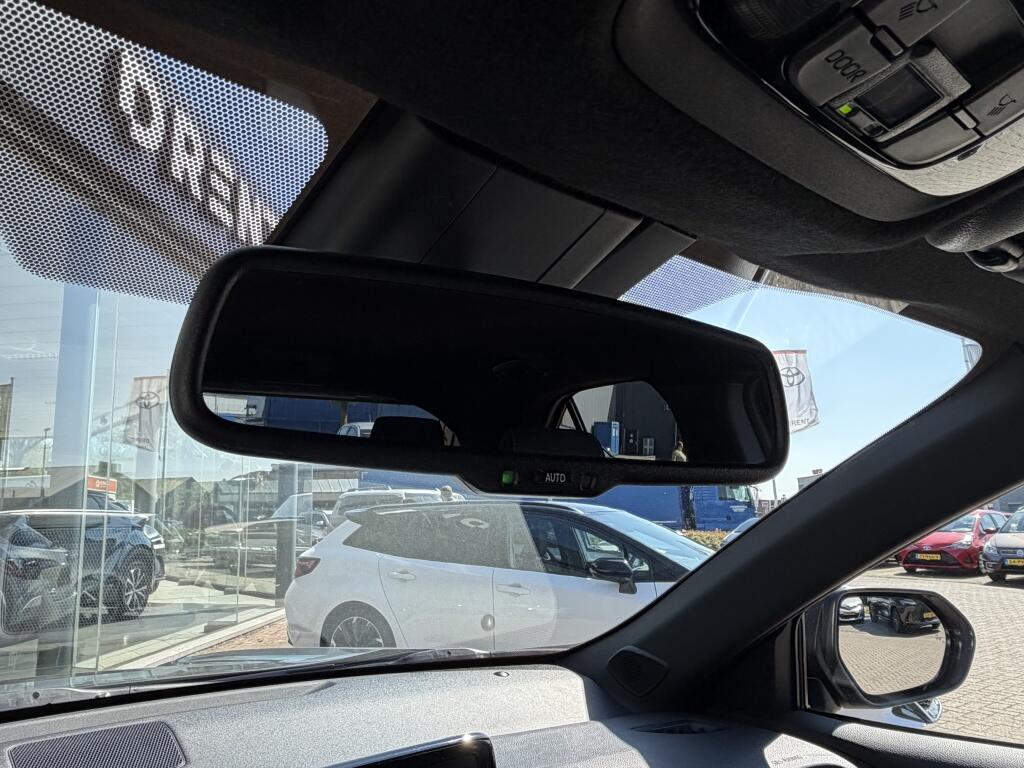 Toyota Yaris Cross 1.5 Hybrid Dynamic | Trekhaak | Navi | All-season | - Image 17