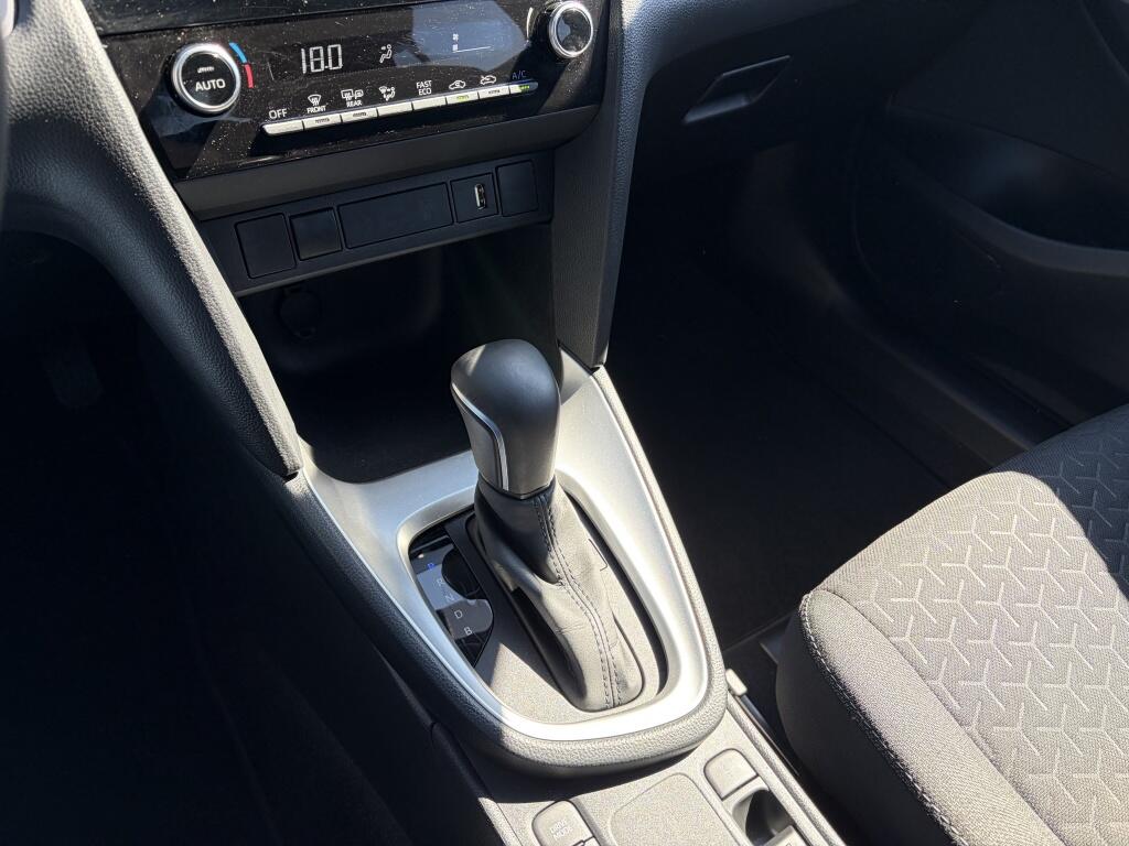 Toyota Yaris Cross 1.5 Hybrid Dynamic | Trekhaak | Navi | All-season | - Image 24