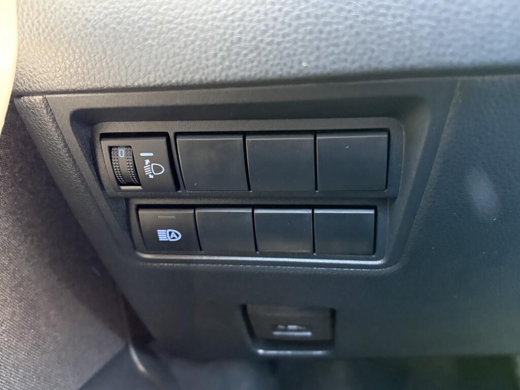 Toyota Yaris Cross 1.5 Hybrid Dynamic | Trekhaak | Navi | All-season | - Image 26