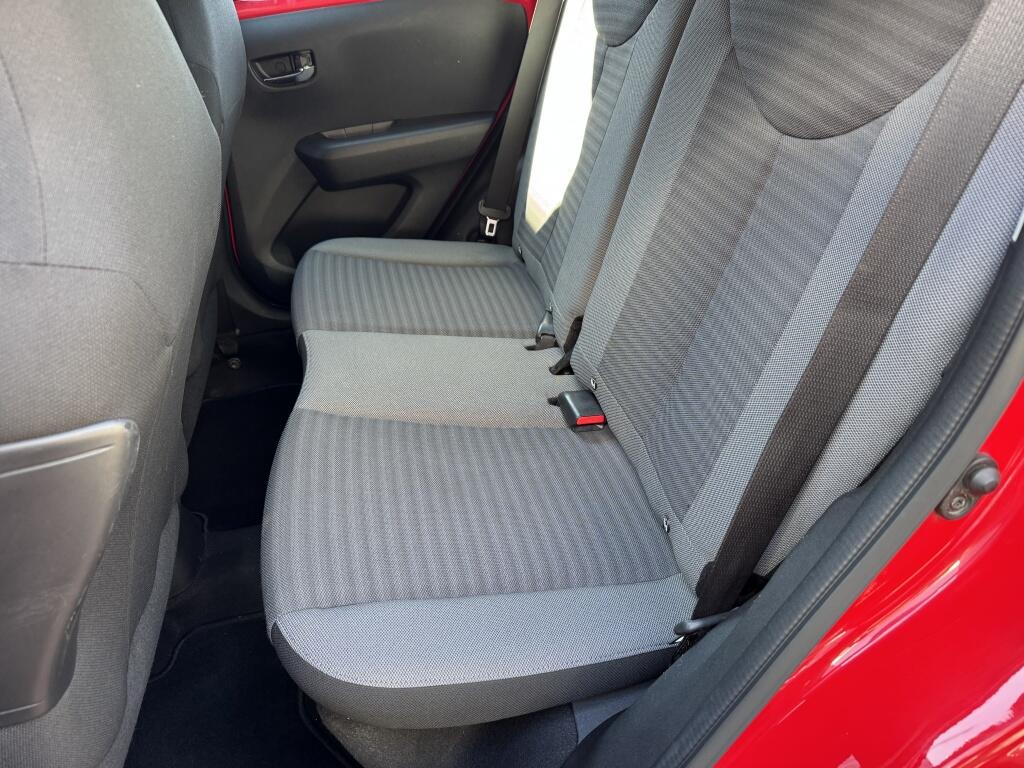 Toyota Aygo 1.0 VVT-i x-play | Android Auto & Apple Carplay | DAB | Achterui - Image 10