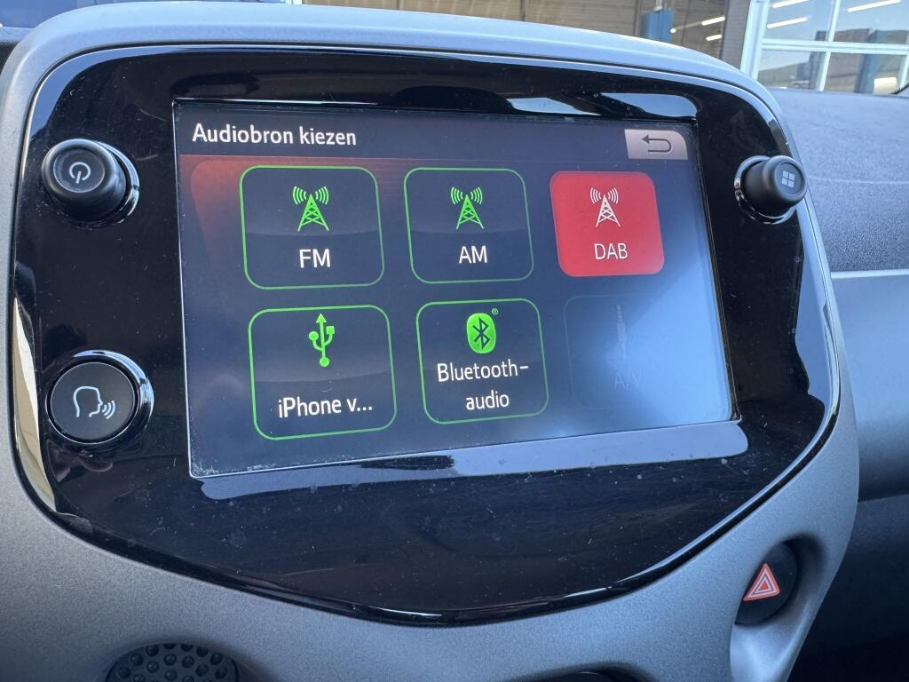 Toyota Aygo 1.0 VVT-i x-play | Android Auto & Apple Carplay | DAB | Achterui - Image 22