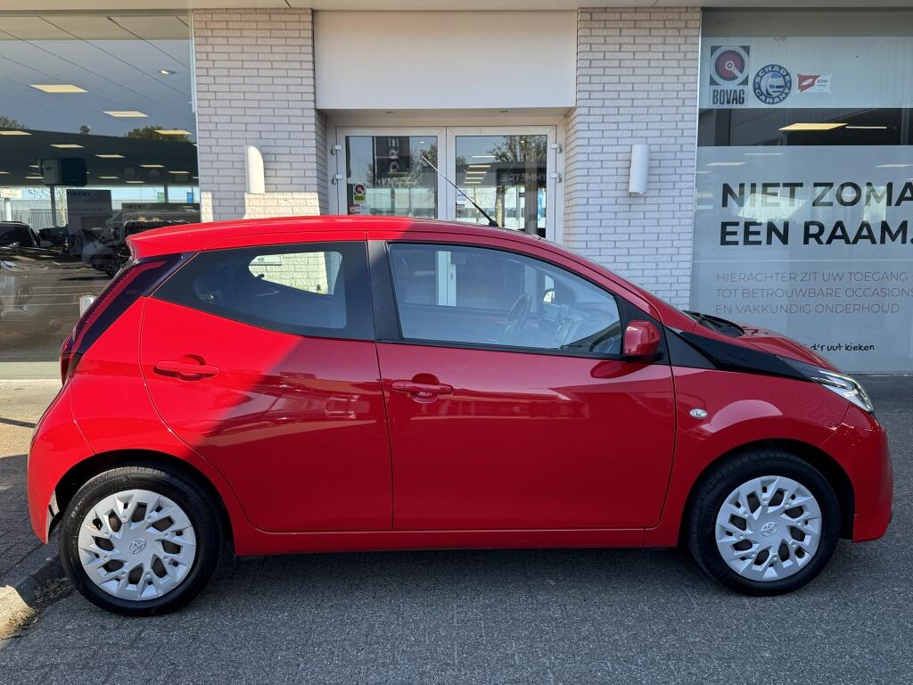 Toyota Aygo 1.0 VVT-i x-play | Android Auto & Apple Carplay | DAB | Achterui - Image 5