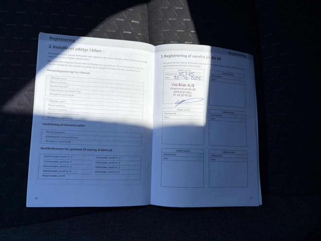 Toyota Yaris Cross 1.5 Hybrid 115 Dynamic | Stuur+stoelverwarming | Keyless entry | - Image 40