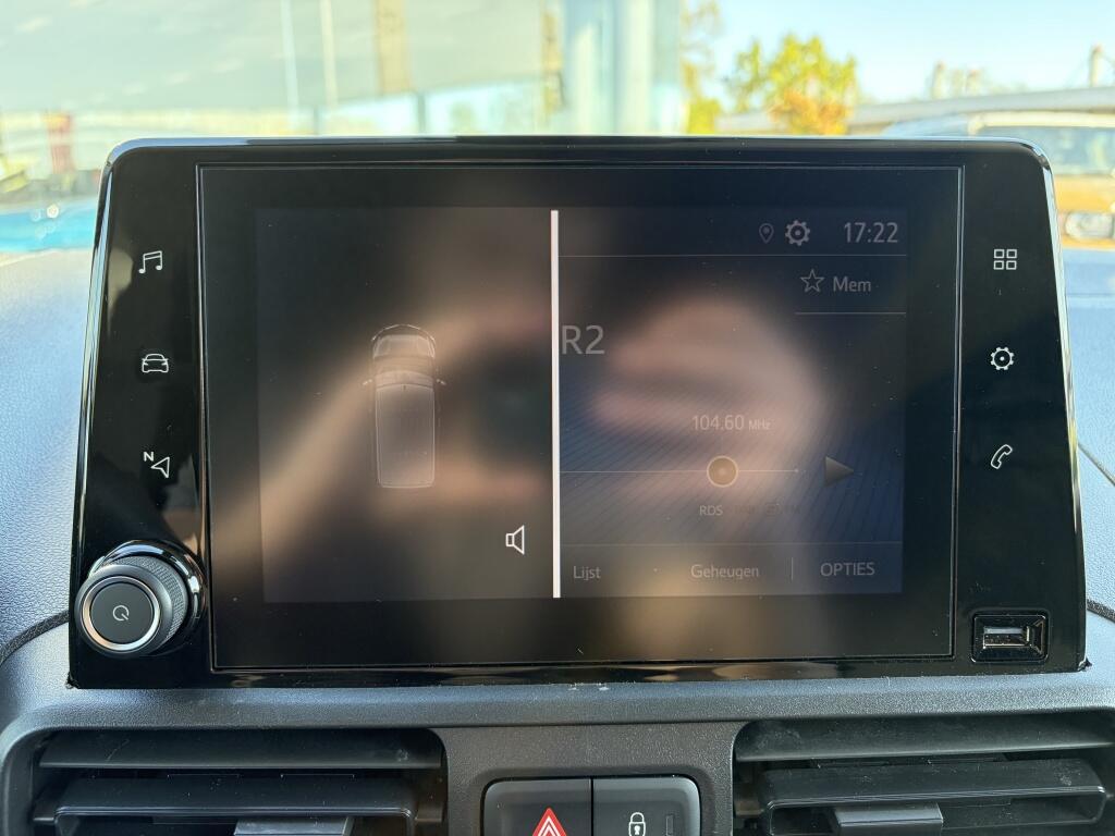 Toyota PROACE CITY 1.5 D-4D Live | Parkeersensoren v/a | Apple Carplay/Android auto - Image 17