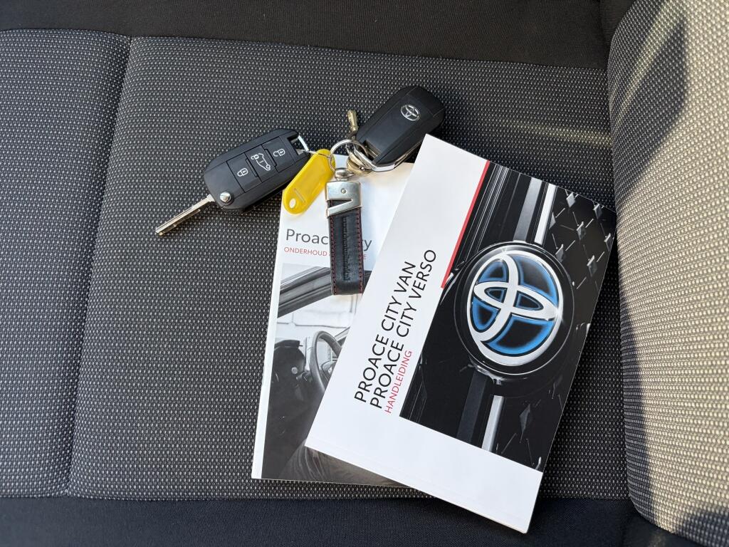 Toyota PROACE CITY 1.5 D-4D Live | Parkeersensoren v/a | Apple Carplay/Android auto - Image 36
