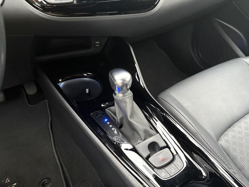 Toyota C-HR 1.8 Hybrid Executive | Bearlock | Sensoren v/a |  Stuur+Stoelver - Image 25