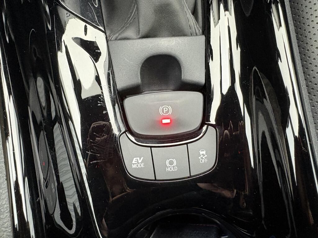 Toyota C-HR 1.8 Hybrid Executive | Bearlock | Sensoren v/a |  Stuur+Stoelver - Image 26