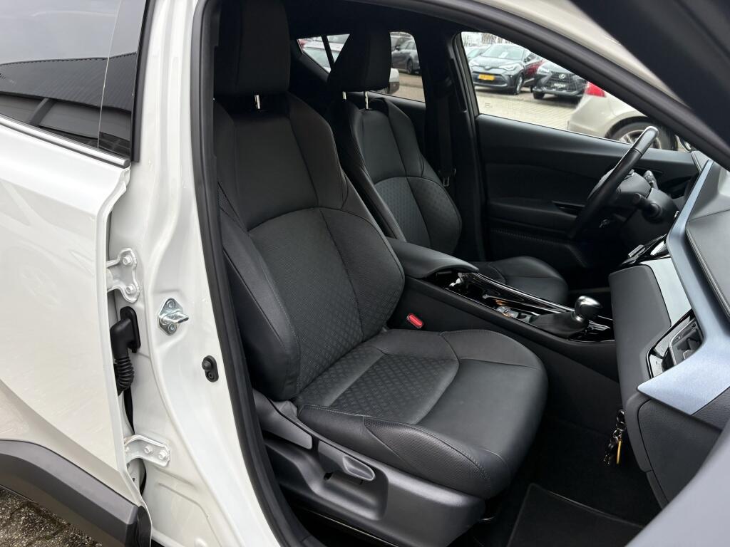Toyota C-HR 1.8 Hybrid Executive | Bearlock | Sensoren v/a |  Stuur+Stoelver - Image 33