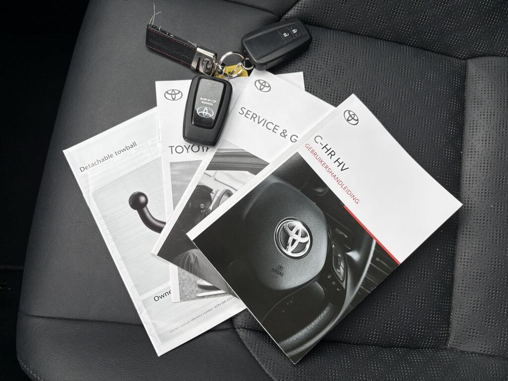 Toyota C-HR 1.8 Hybrid Executive | Bearlock | Sensoren v/a |  Stuur+Stoelver - Image 44