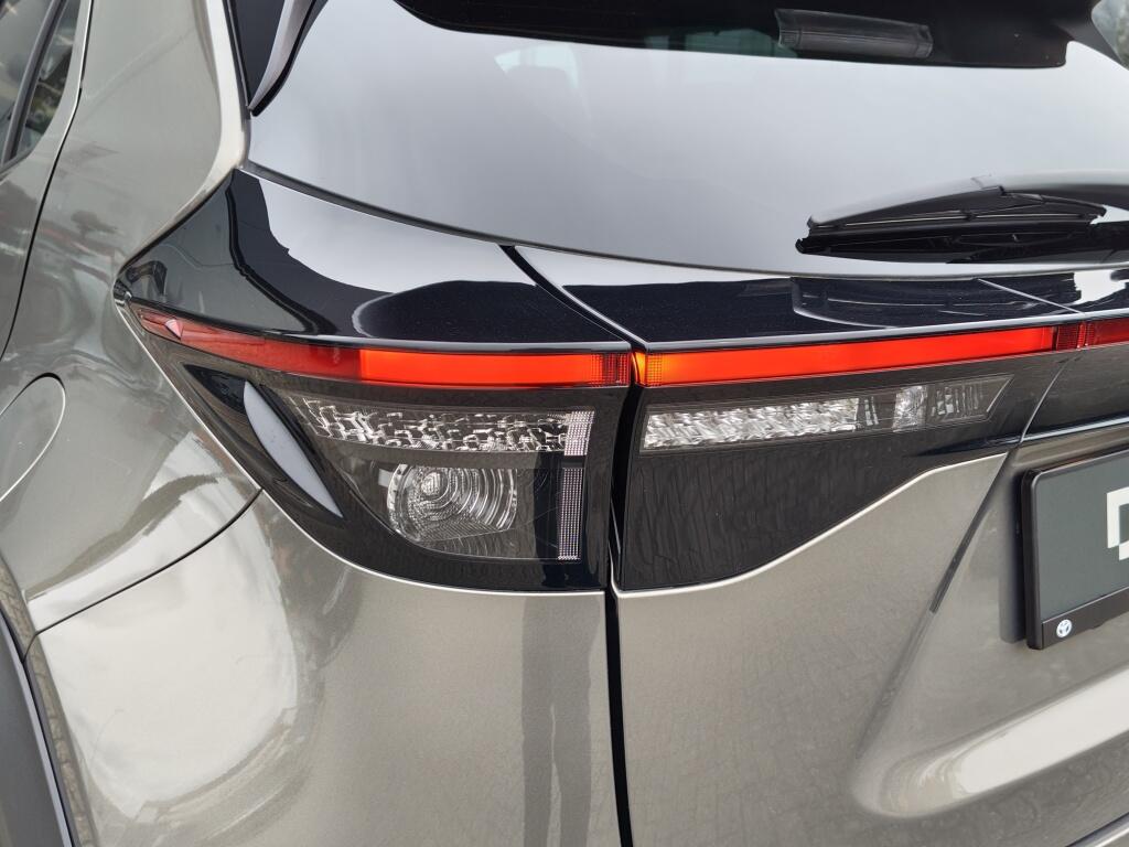 Toyota Yaris Cross 1.5 Hybrid 115 Dynamic | Stoel/Stuurverwarming | Android Auto - Image 34